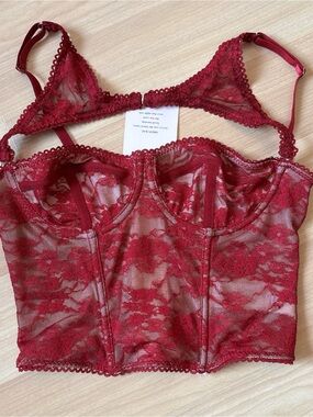 SHEIN Red Lace Longline Bralette